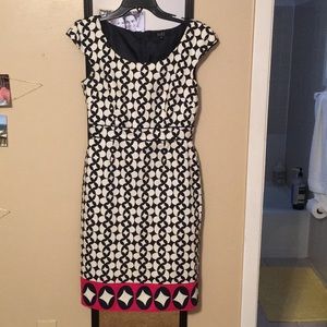 Alex Marie size 4 Navy cream women’s sheath dress